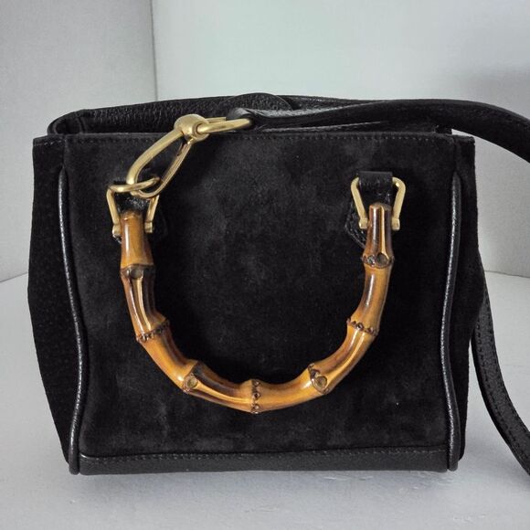Authentic Gucci Diana Mini Black Suede Bamboo 2-Way Crossbody Handbag - Picture 4 of 15